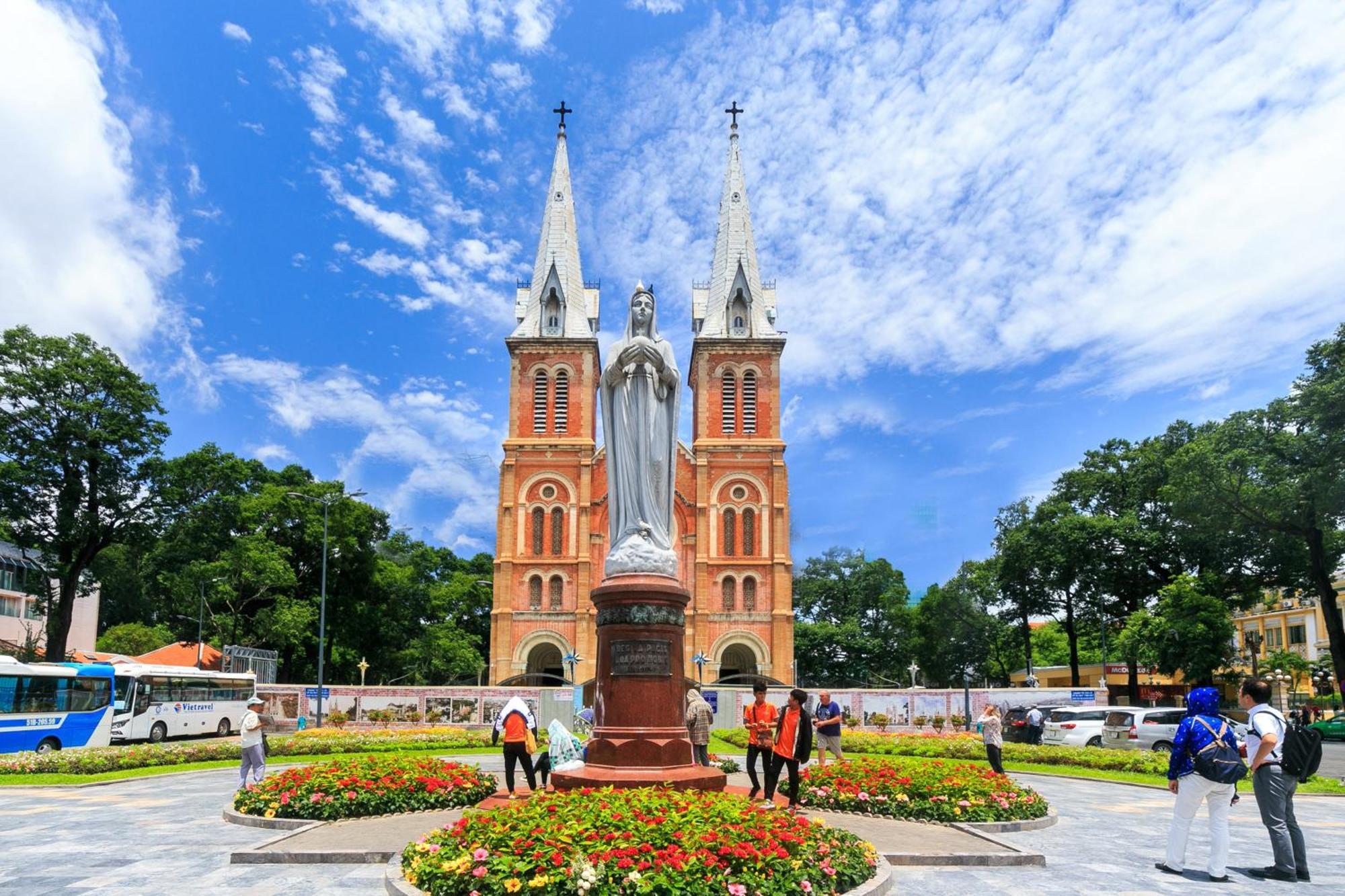 Phan Hotel Ho Chi Minh ภายนอก รูปภาพ